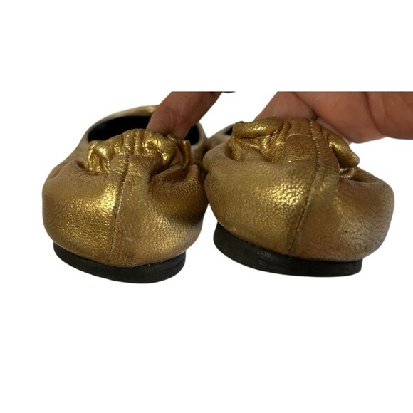 Tory Burch Distressed Leather Reva Gold Ballet Flat Slip On Shoes Womens Sz 6.5 - Picture 13 of 16